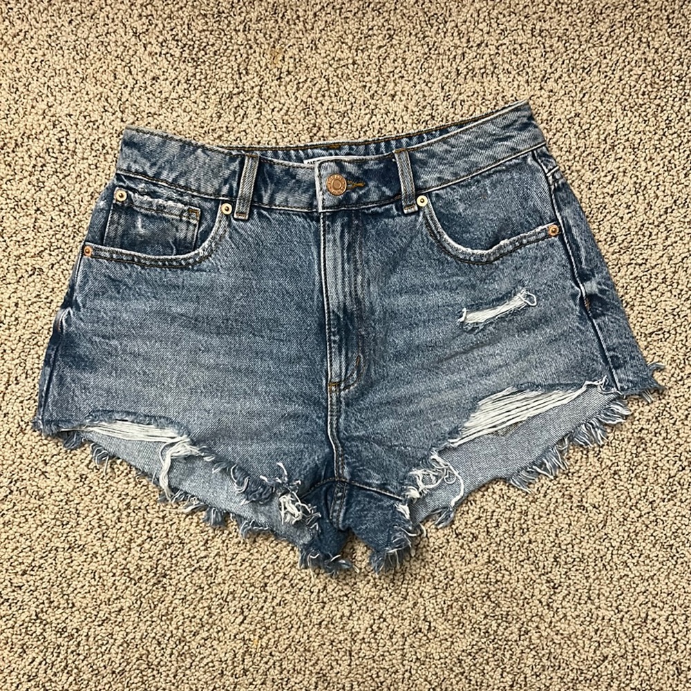 Garage denim festival short in “Casey Blue”, size 03 (26)